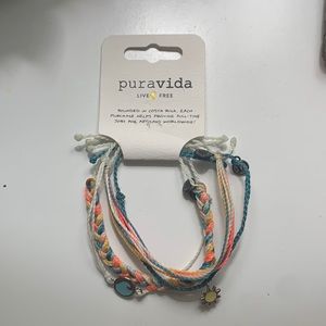 Pack of pura vida bracelets